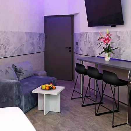 Deluxe 3 Center * بورغاس